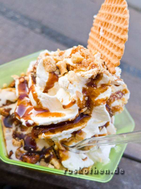 Eis - Nussbecher aus Grefrath